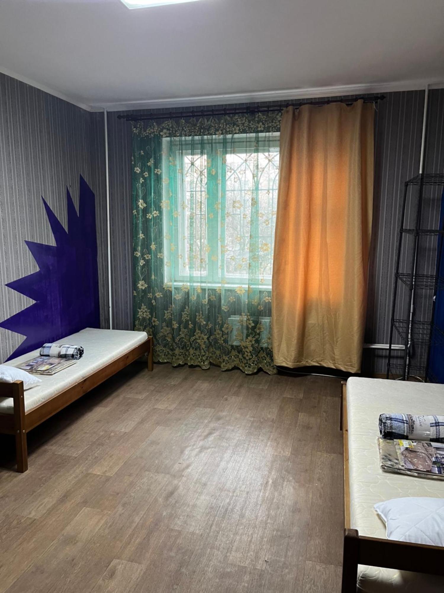 Ararat-Poznyaki Hostel キエフ エクステリア 写真