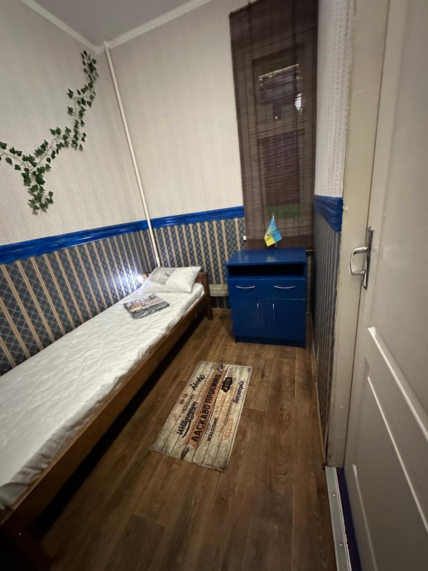 Ararat-Poznyaki Hostel キエフ エクステリア 写真